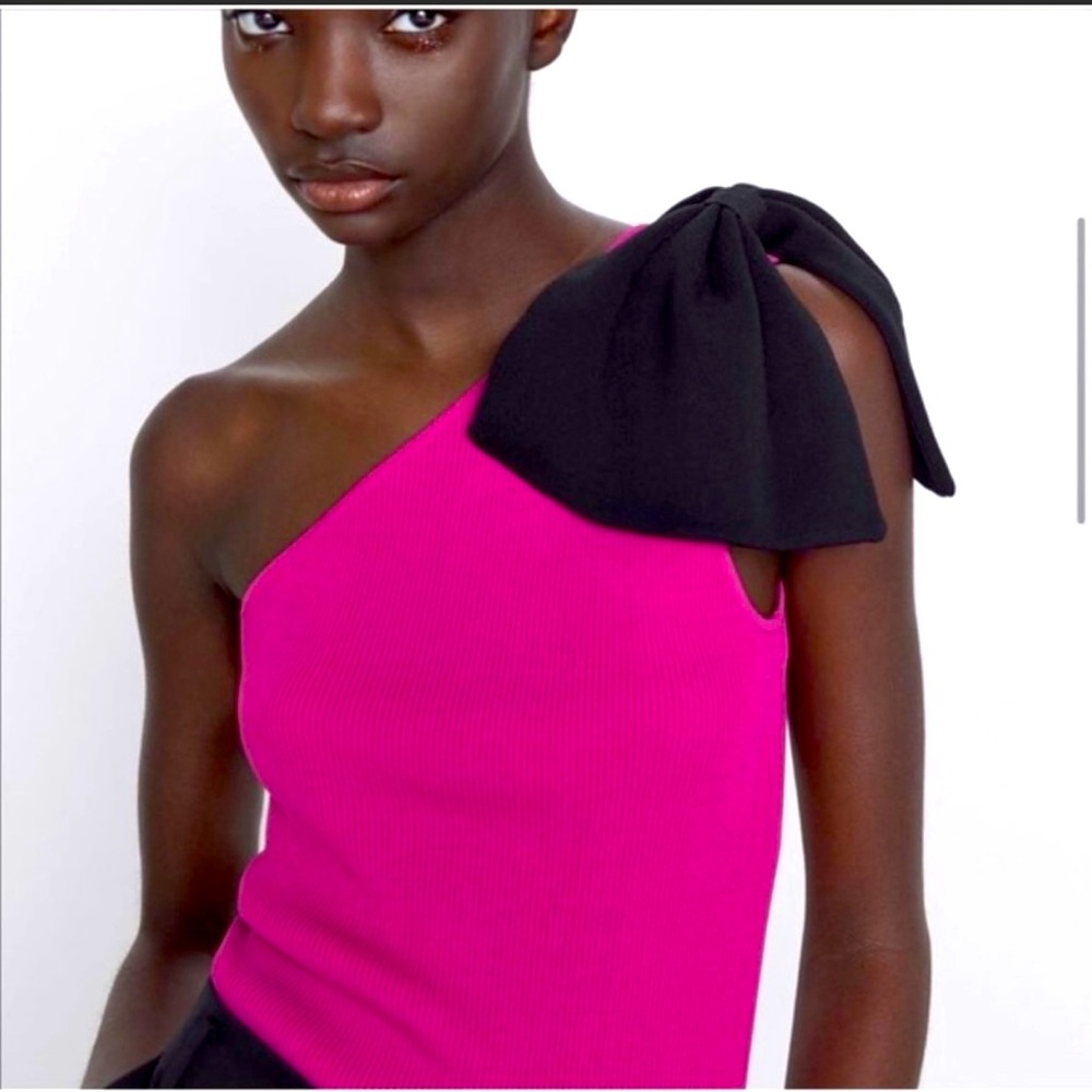 Zara pink & Black top